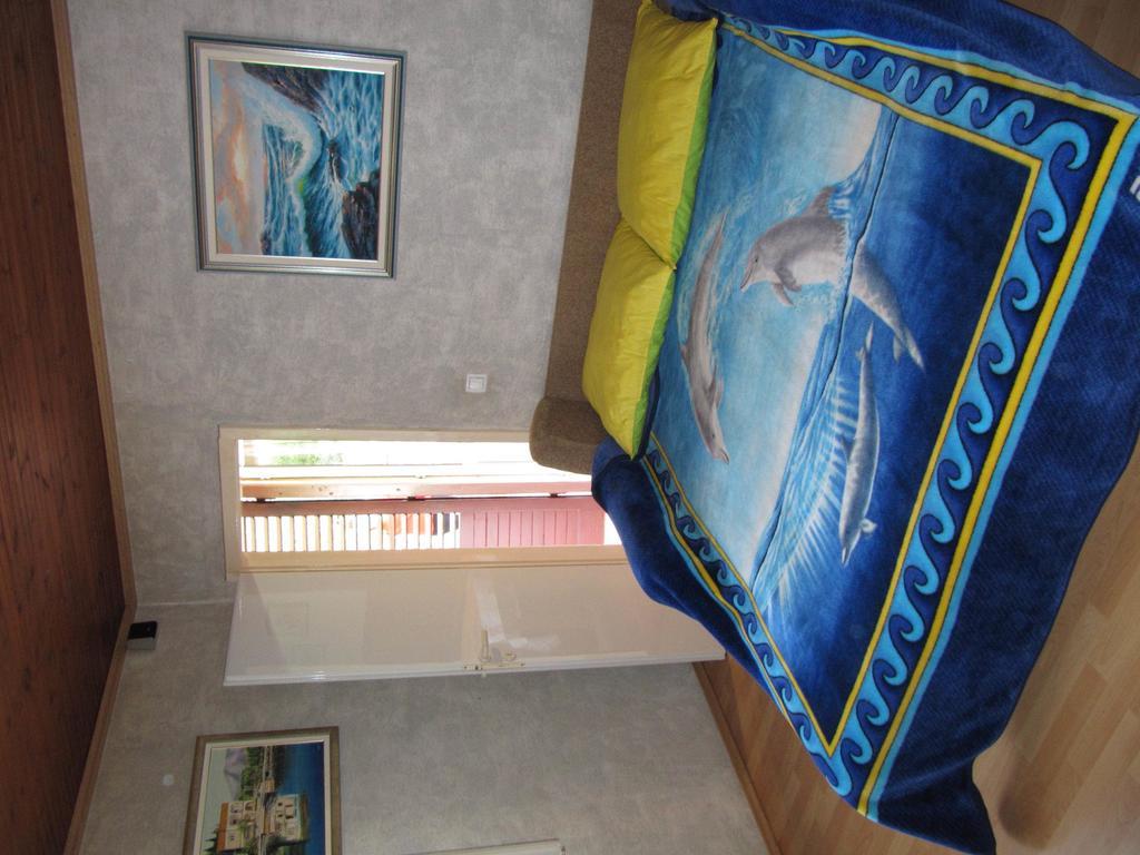 Apartmans And Rooms Dunjini Dvori Korcula Town Room photo