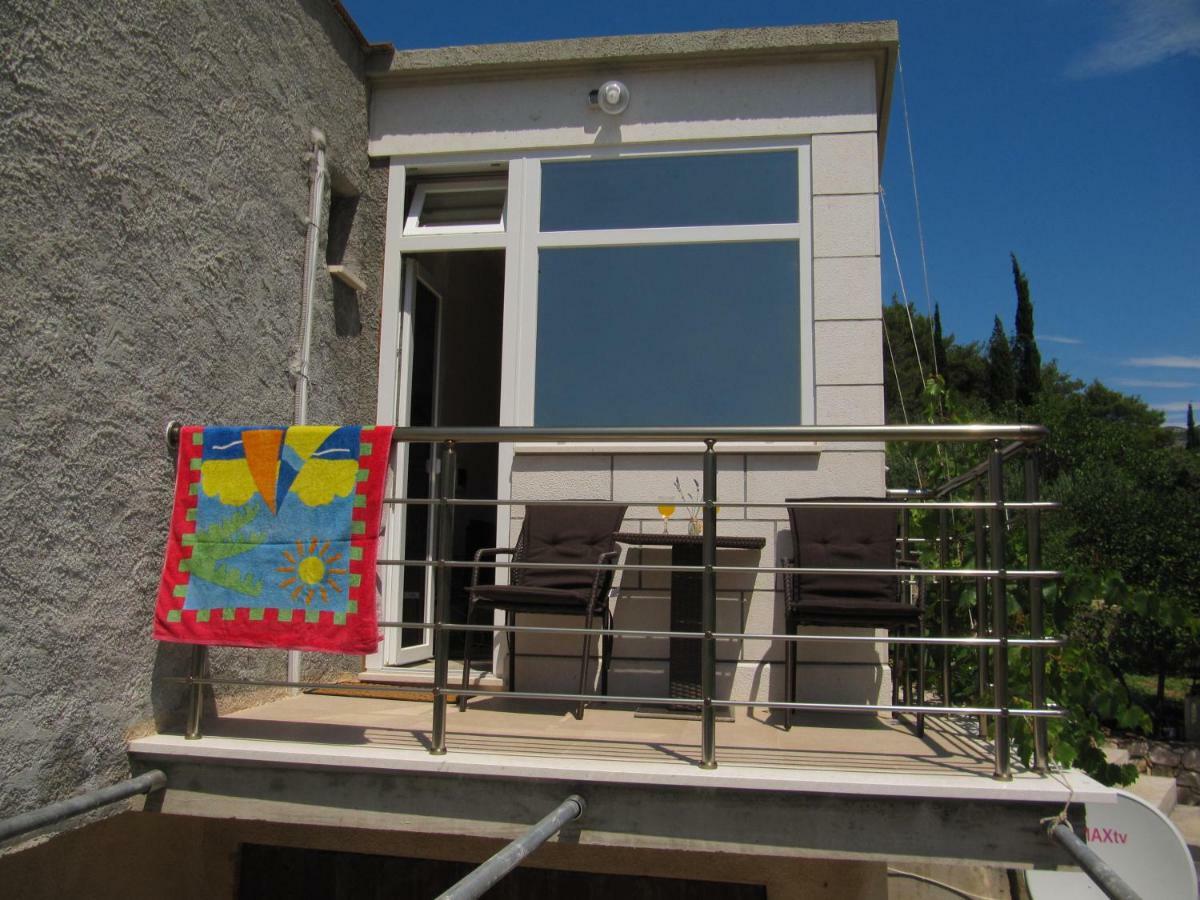 Apartmans And Rooms Dunjini Dvori Korcula Town Exterior photo