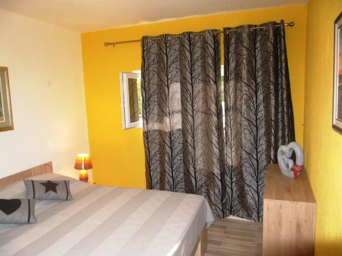 Apartmans And Rooms Dunjini Dvori Korcula Town Exterior photo